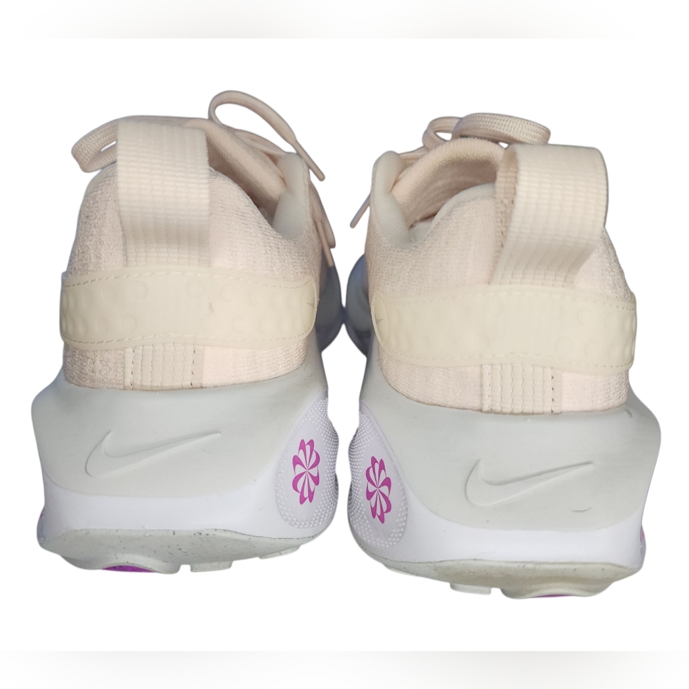 Nike InfinityRN 4, Womens 9 - Picture 5 of 10